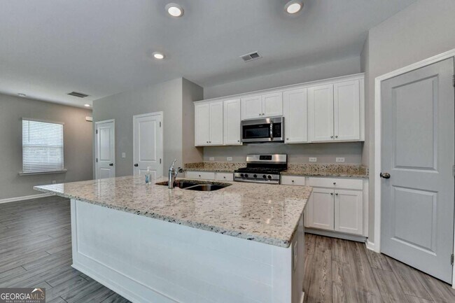 Building Photo - 125 Osprey Overlook Dr