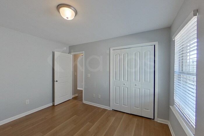 Building Photo - 115 Dawson's Ml Dr