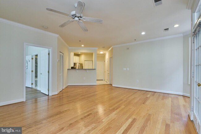 Building Photo - 1321 N Adams Ct