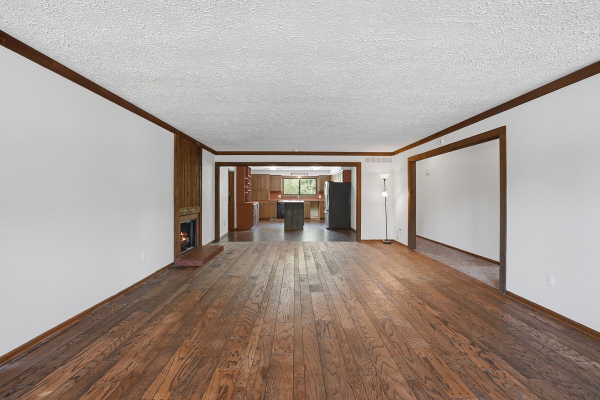 Building Photo - 780 N Van Dyke Rd