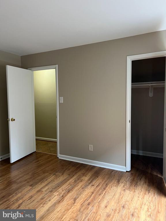 Building Photo - 11623 Vantage Hill Rd