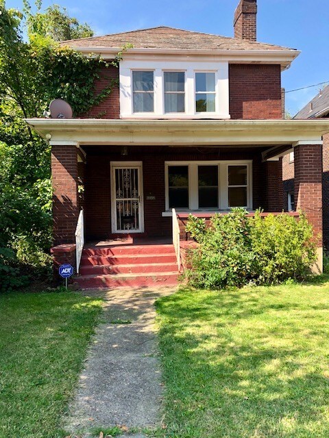 Building Photo - 3459 Beechwood Blvd