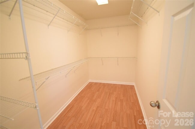 Building Photo - 3017 Azalea Hills Dr