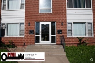 Building Photo - 1730 S 17th St