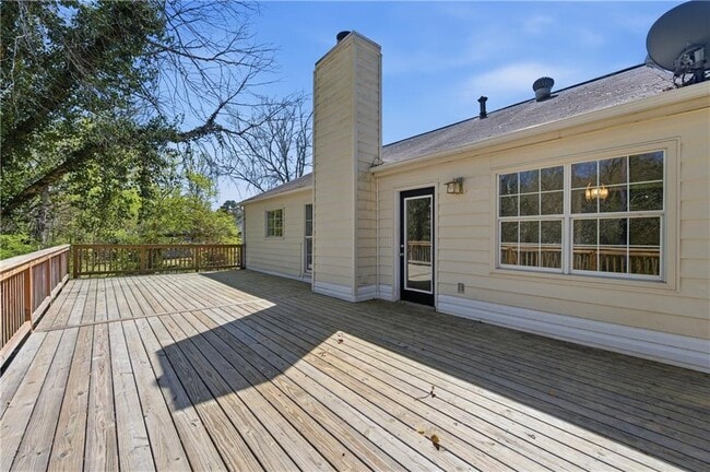 Building Photo - 201 Colony Springs Dr