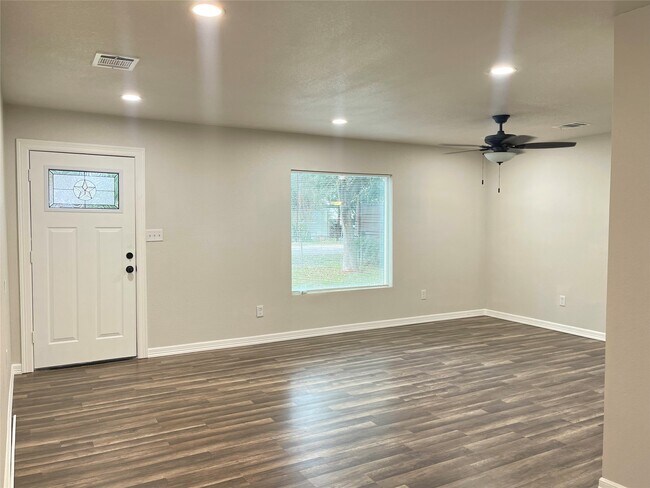 Building Photo - 8710 Caddo Rd