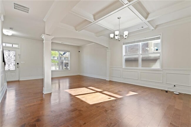 Building Photo - 221 Orchard Trail