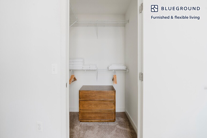 Building Photo - 4918 St Elmo Ave