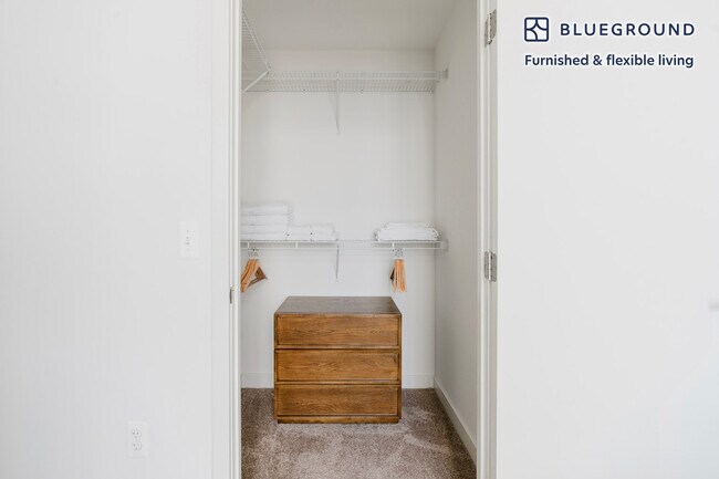 Building Photo - 4918 St Elmo Ave