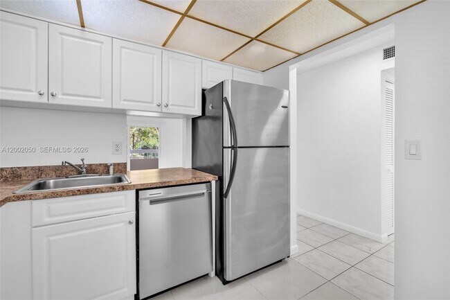 Building Photo - 8103 Camino Real