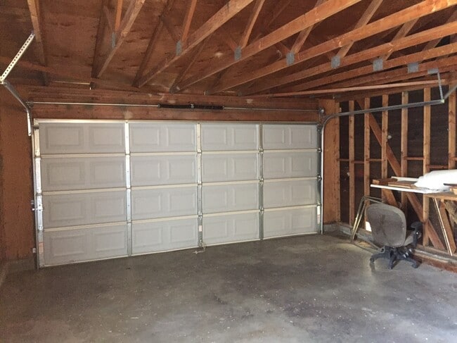 Building Photo - 52601 Avenida Navarro