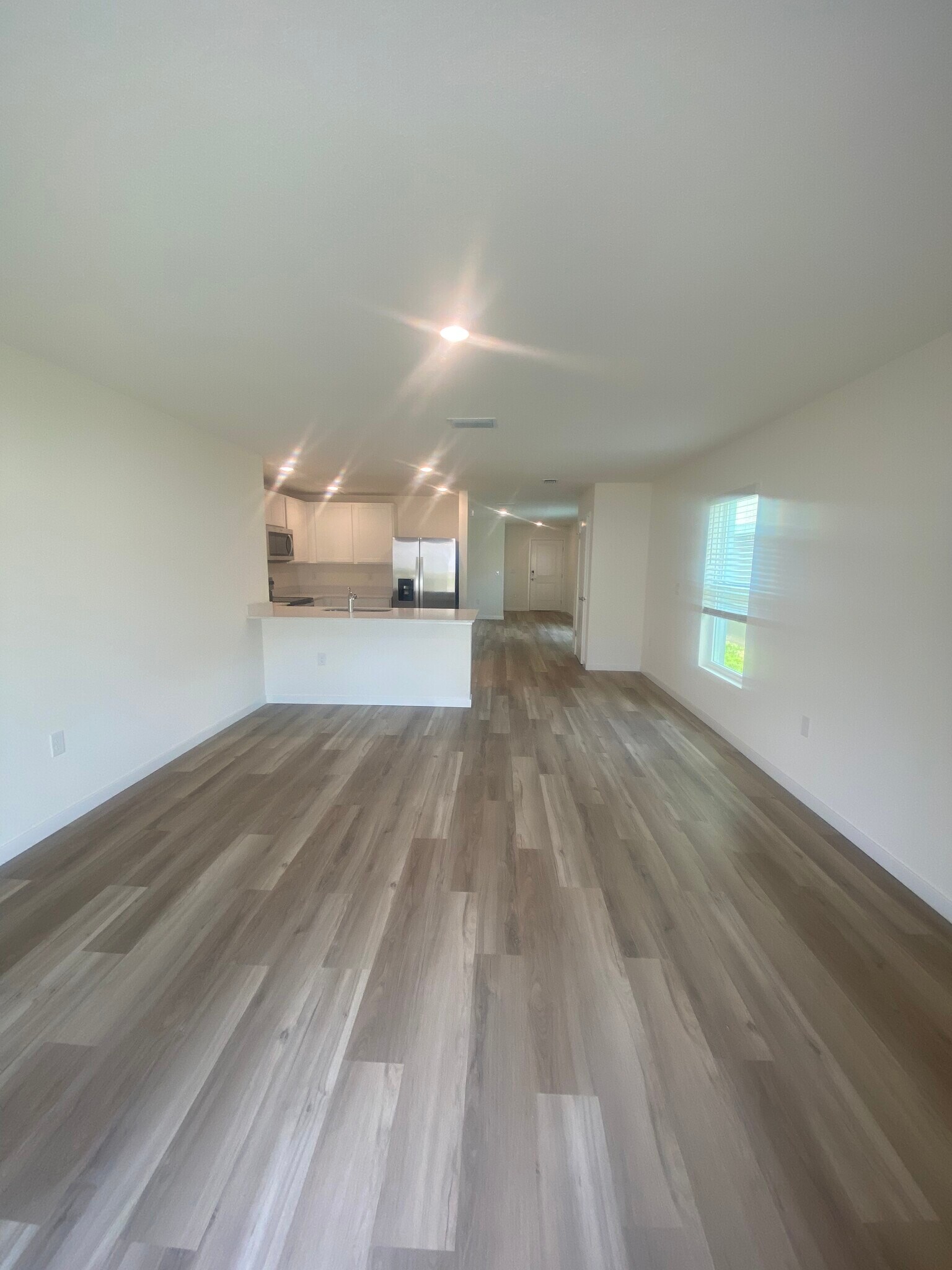 Building Photo - 11519 Memorial Dr