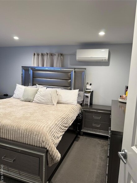 Building Photo - 10 Hillside Terrace