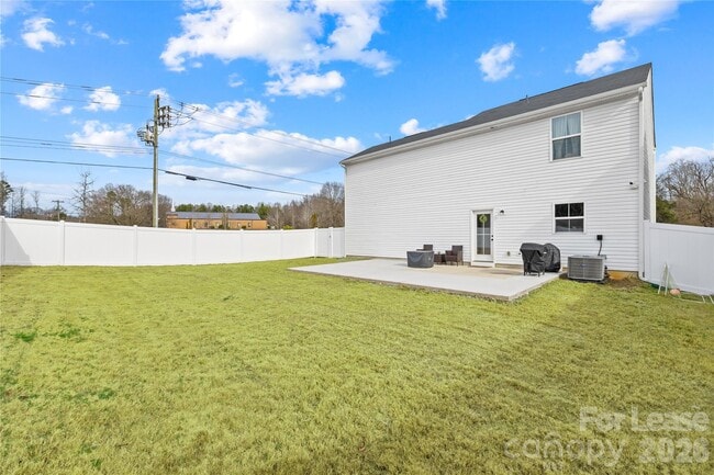 Building Photo - 4447 Wild Rdg Dr