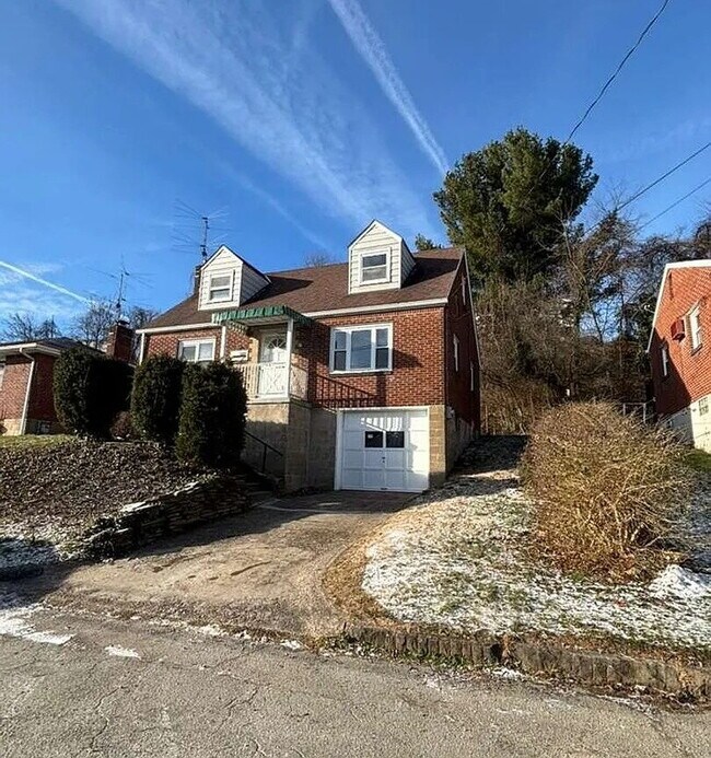 Building Photo - This fully renovated home is located on Graham Avenue in Monessen