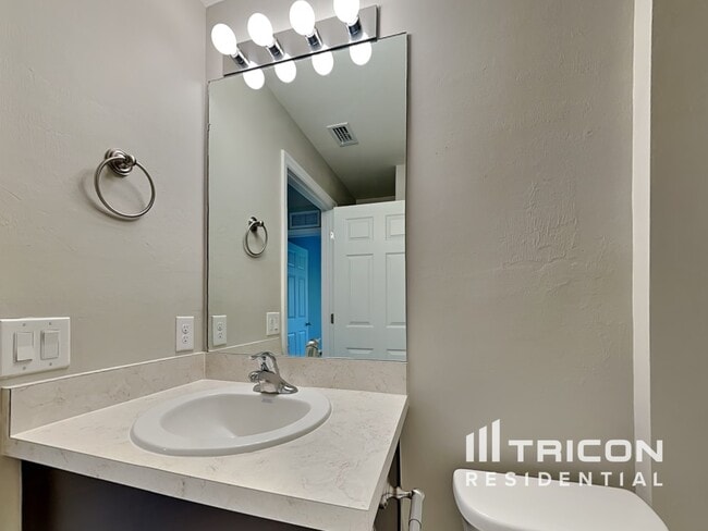 Building Photo - 1509 Orlando Blvd