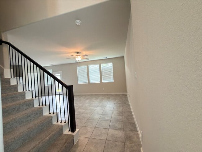 Building Photo - 5723 Madden Ln