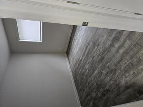 Building Photo - 1920 Dorothy Ave