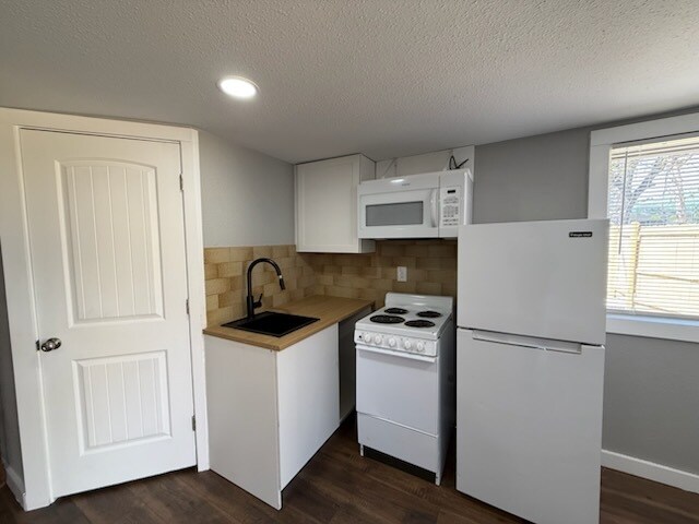 Building Photo - 1120 Rigsby Ave