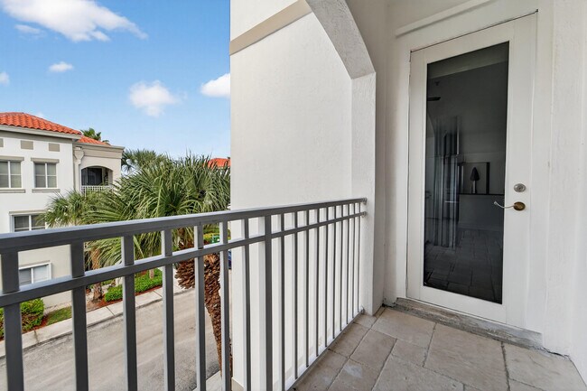 Building Photo - 11015 Legacy Ln