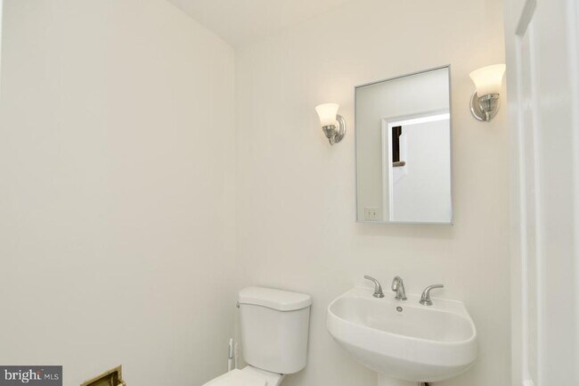 Building Photo - 8614 Oak Chase Cir