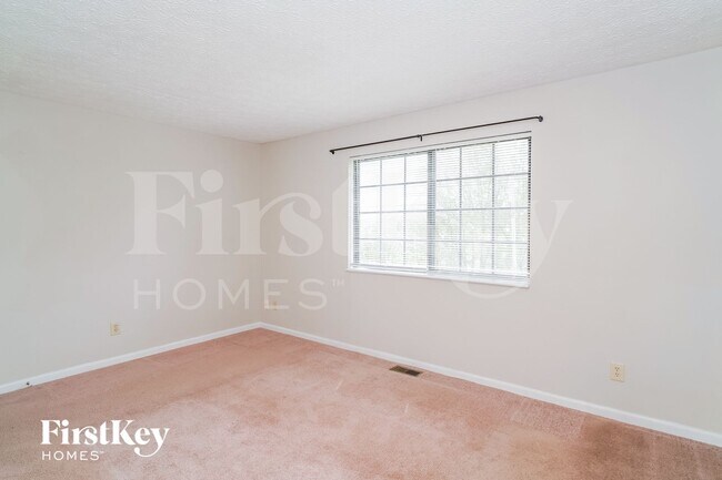 Building Photo - 116 Westridge Blvd