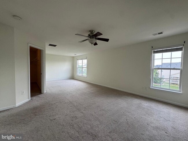 Building Photo - 105 Fredericksburg Dr