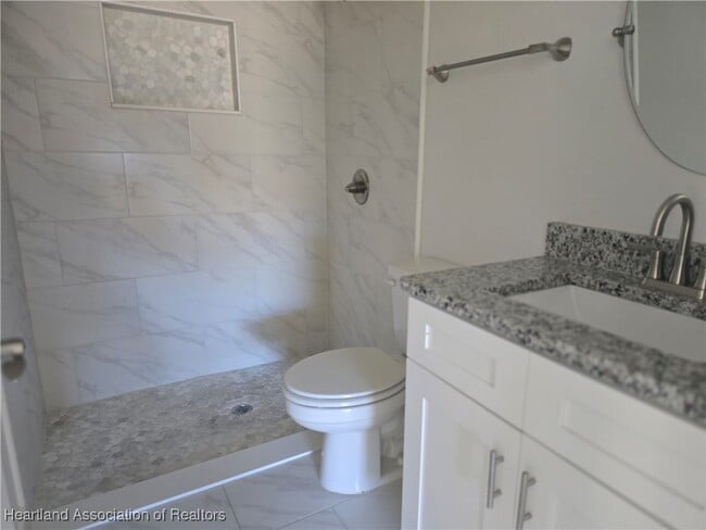 Building Photo - 6923 San Benito Dr