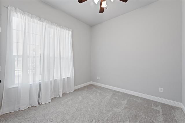 Building Photo - 1038 Mickelson Dr