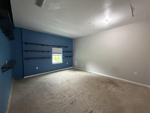 Building Photo - 2457 Lakeview Dr S