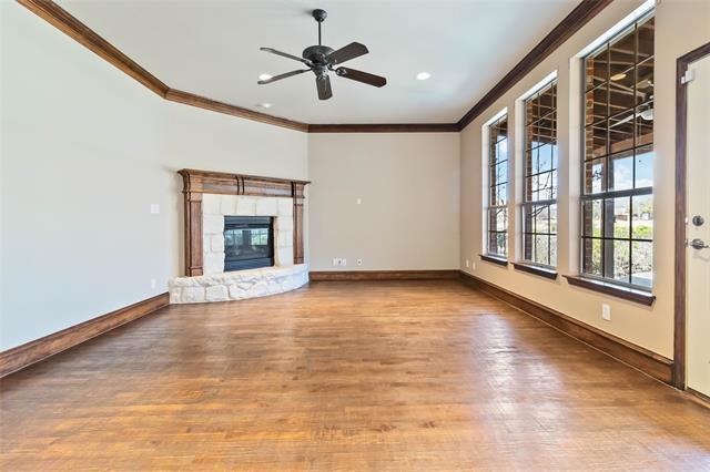 Building Photo - 11000 Southwyck Dr