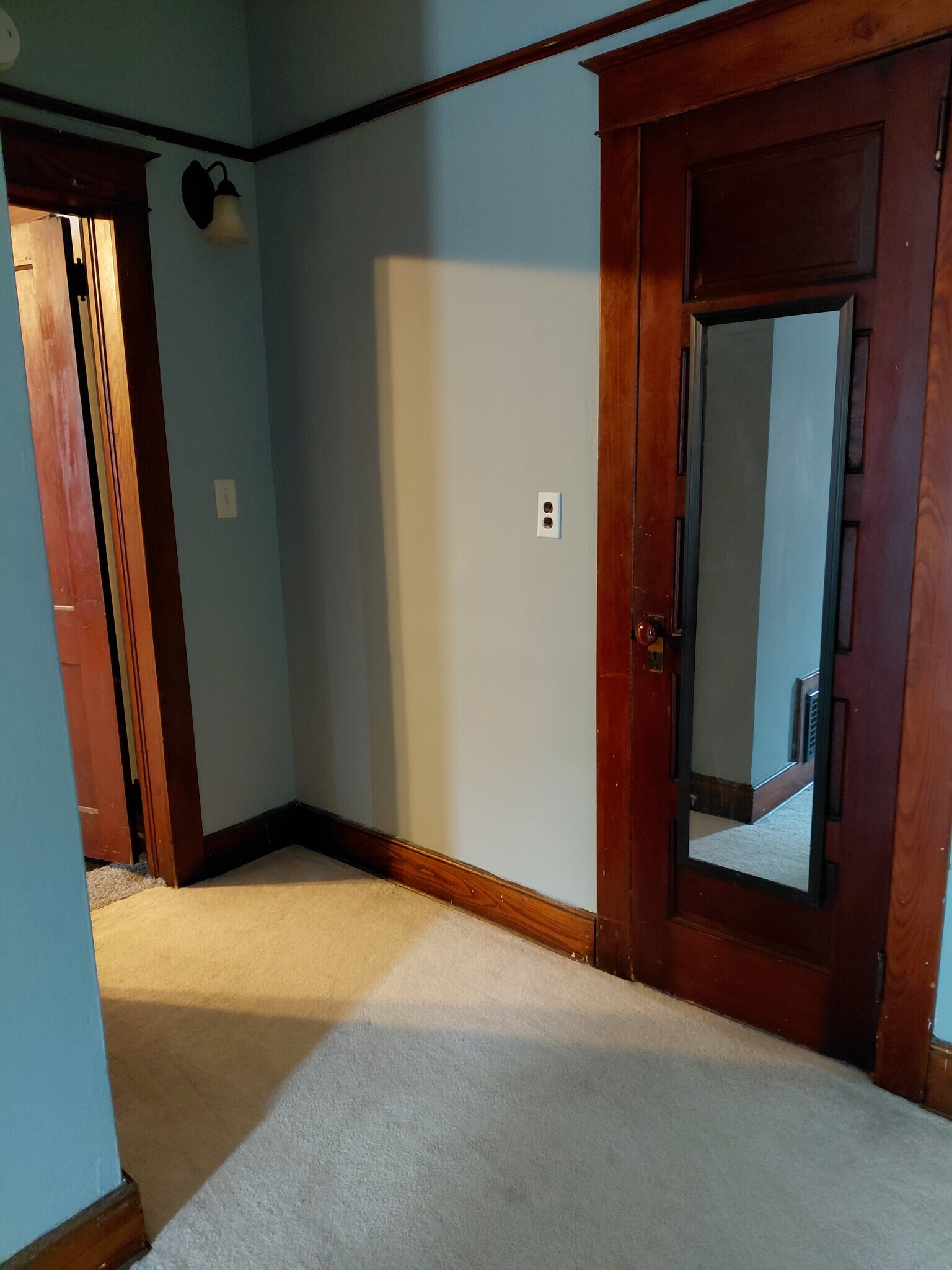 Master bedroon - 1 Euclid Ave