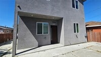 Building Photo - 1536 E 87th St