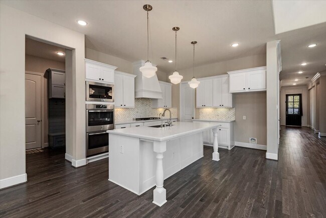 Building Photo - 155 Rockwell Park Blvd