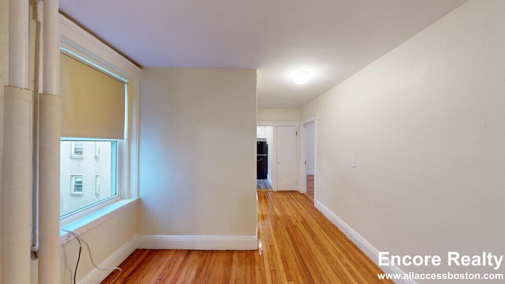 Building Photo - 1191 Boylston St