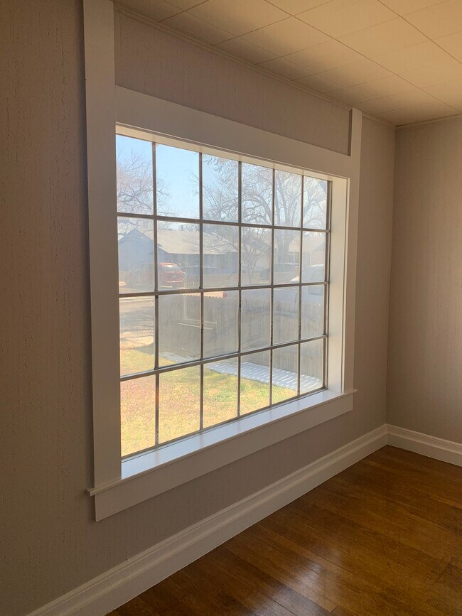 Building Photo - 802 S Fairmont St