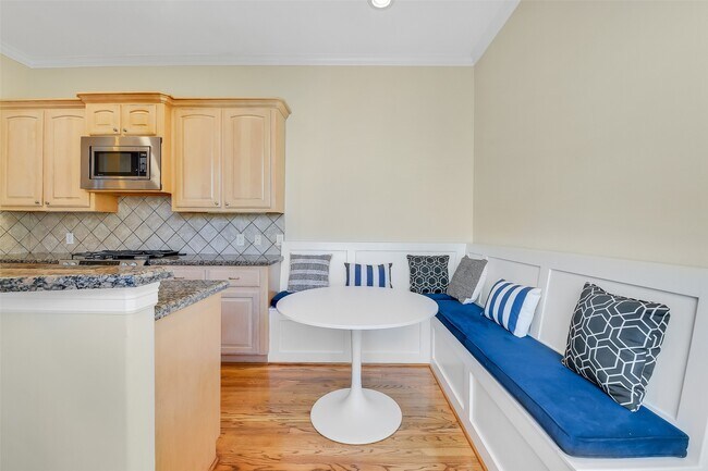 Building Photo - 1429 Utah St