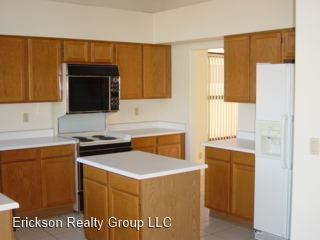 Building Photo - 508 E Stonebridge Dr