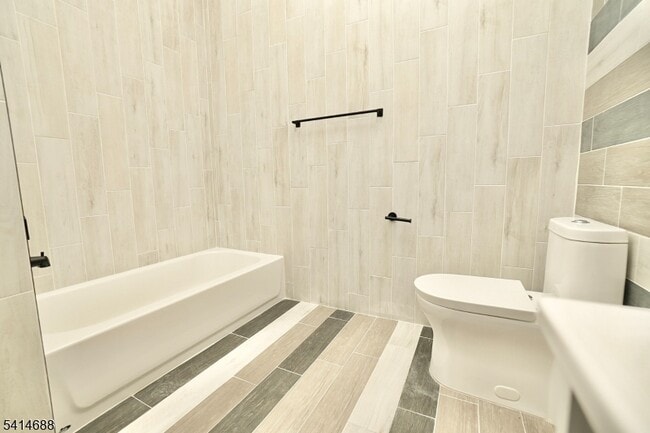 Building Photo - 536 Central Ave