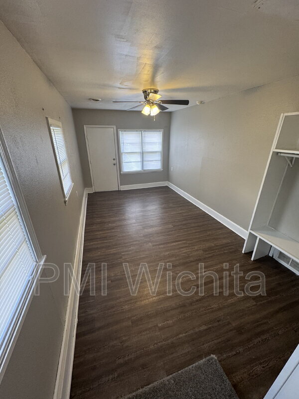 Building Photo - 1663 S Woodlawn Blvd