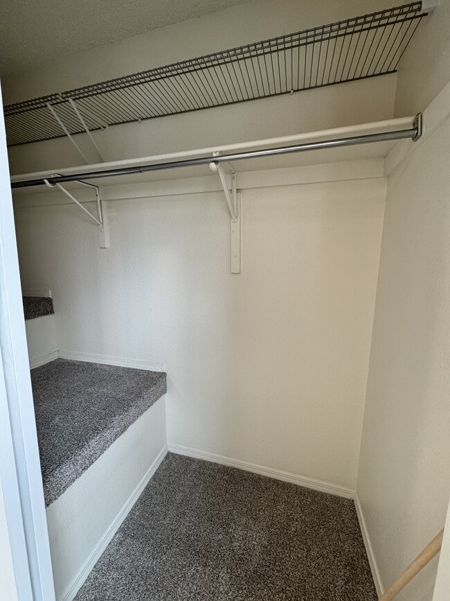 Building Photo - 2603 E Nichols Cir