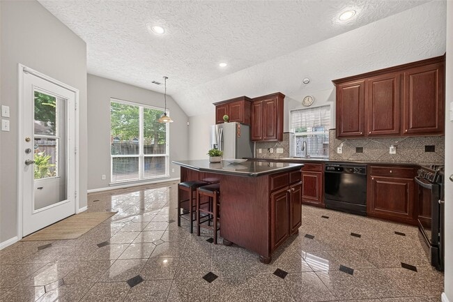 Building Photo - 1514 Coyote Hills Ln
