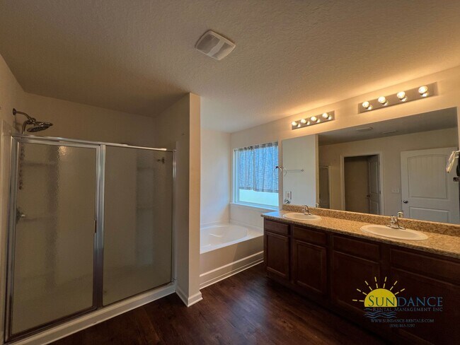 Building Photo - Exquisite 3 Bedroom Home in Partridge Hill...