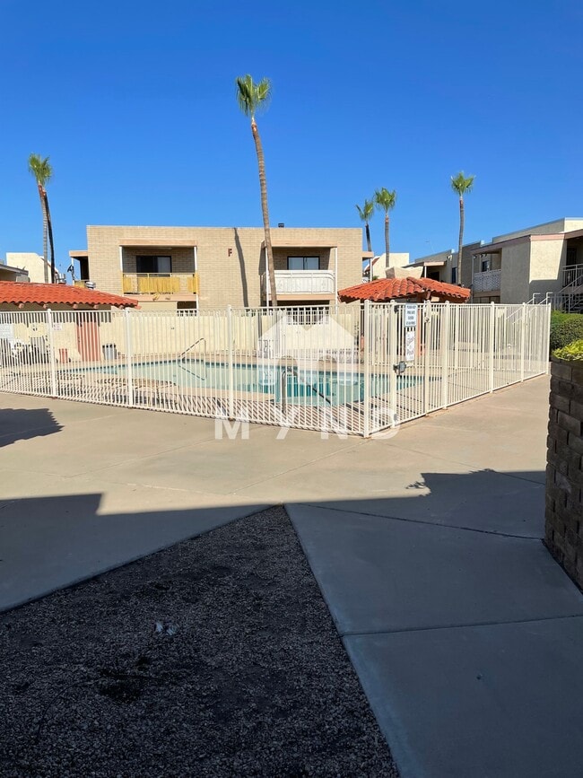 Building Photo - 16635 N Cave Creek Rd