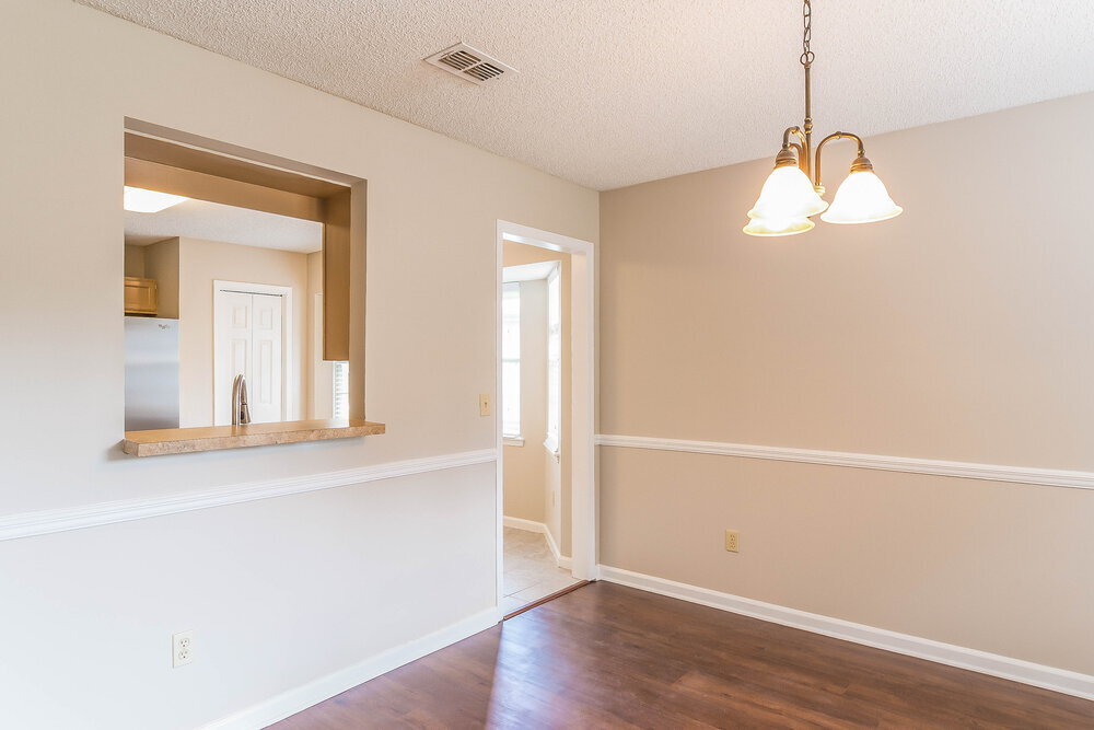 Building Photo - 10693 Eaglet Ct