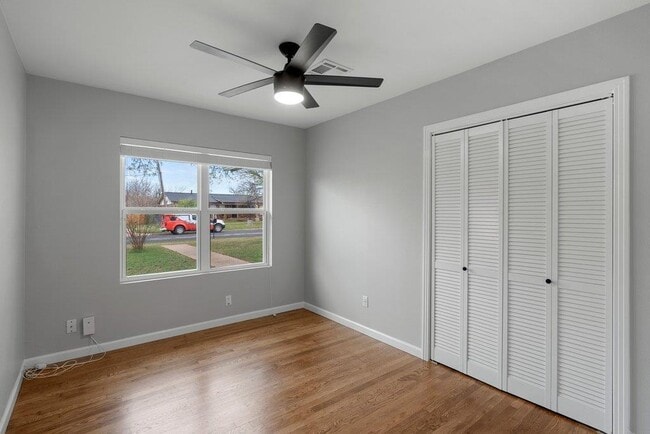 Building Photo - 3404 Touchstone St