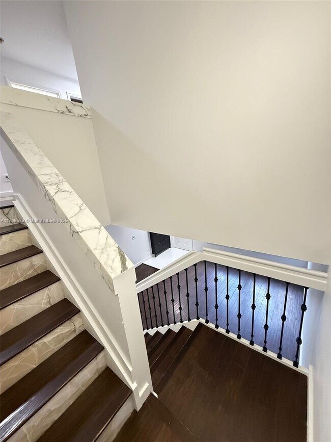 Building Photo - 1696 SW 109th Terrace