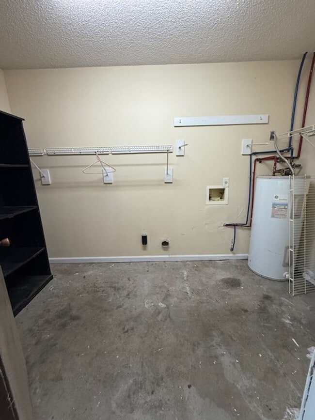 Building Photo - Peaceful 3BR Rincon Home with Room to Roam..