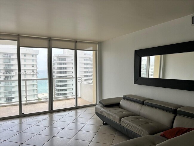 Building Photo - 5600 Collins Ave