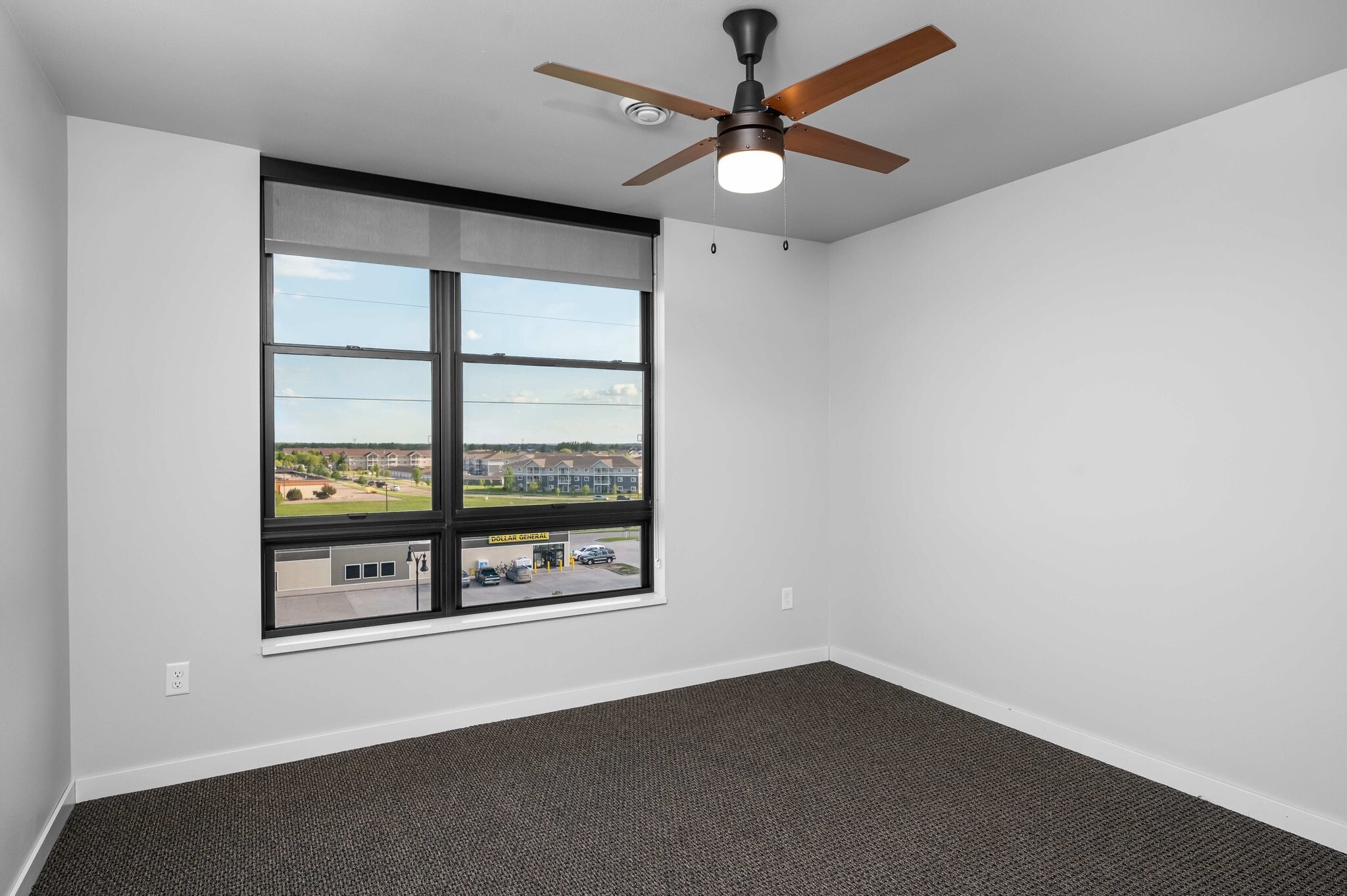 Building Photo - 3150 Sheyenne St
